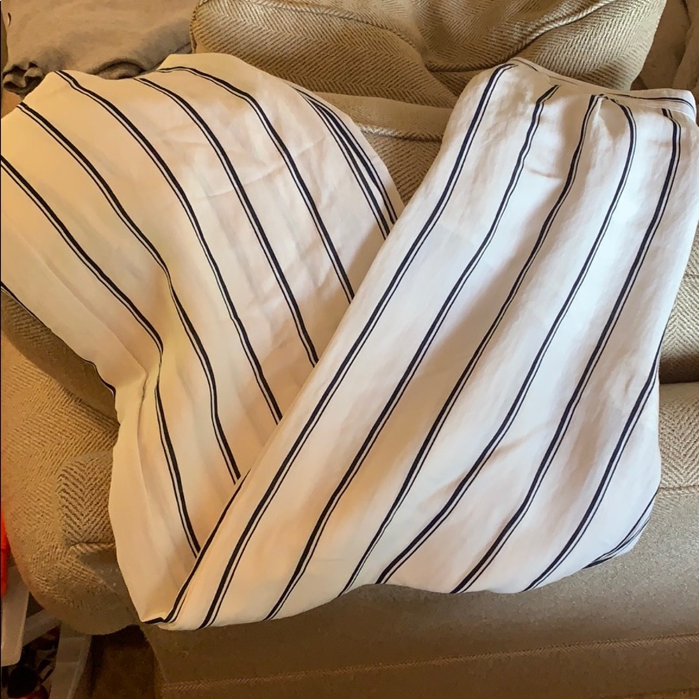 Fab’rik White and Navy Striped Wide-Leg Pant